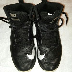 Nike Team Hustle D7 Youth unisex